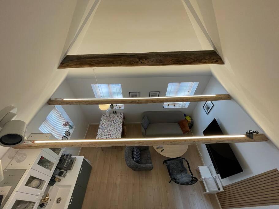 Hyggeligt Lille Byhus Lige Mellem Havnen Og Bytorv Ringkøbing Exteriör bild