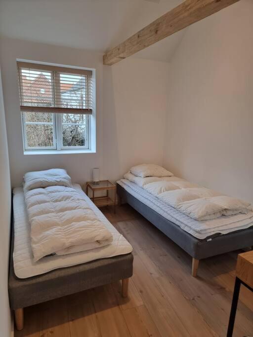 Hyggeligt Lille Byhus Lige Mellem Havnen Og Bytorv Ringkøbing Exteriör bild